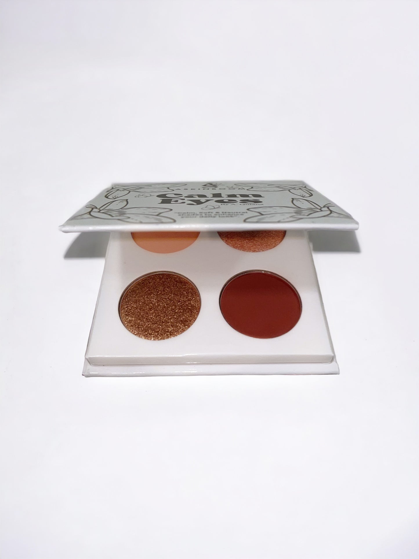 Calm Eyes Eyeshadow Palette